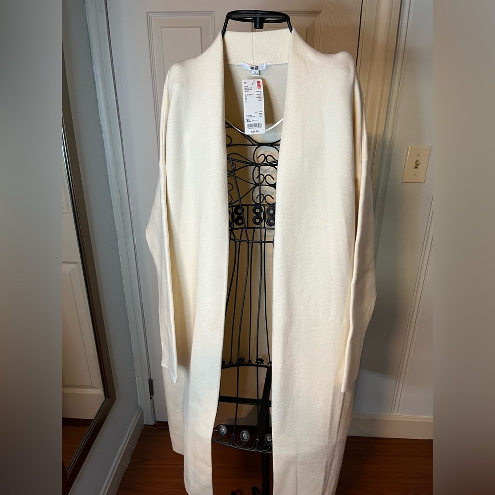 Uniqlo Souffle Yarn Knitted Coat (smooth)